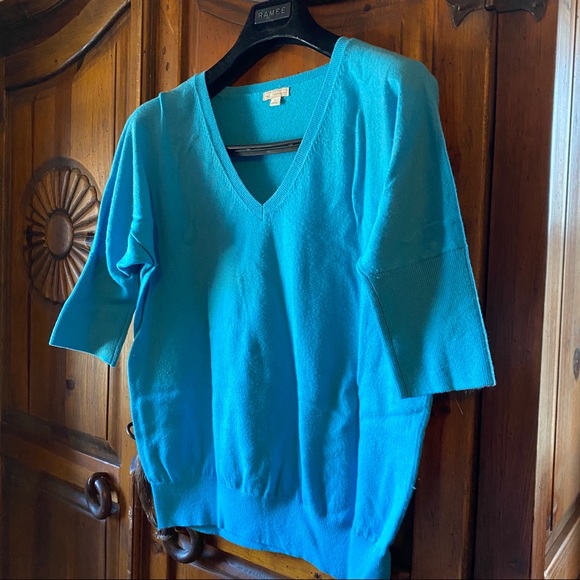 GAP Sweaters - Gap Large teal sweater with short sleeves; EUC